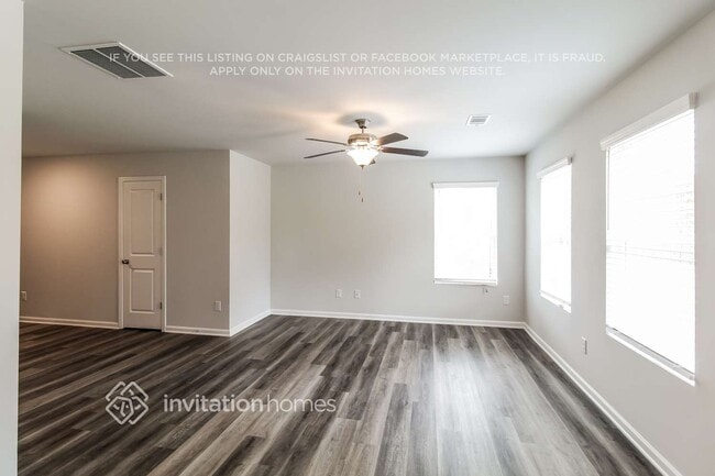 Photo - 371 Amelia Ln