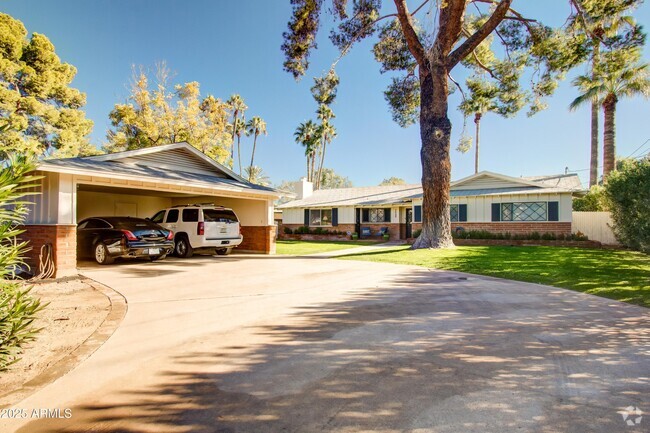 Building Photo - 3009 N Valencia Ln Rental