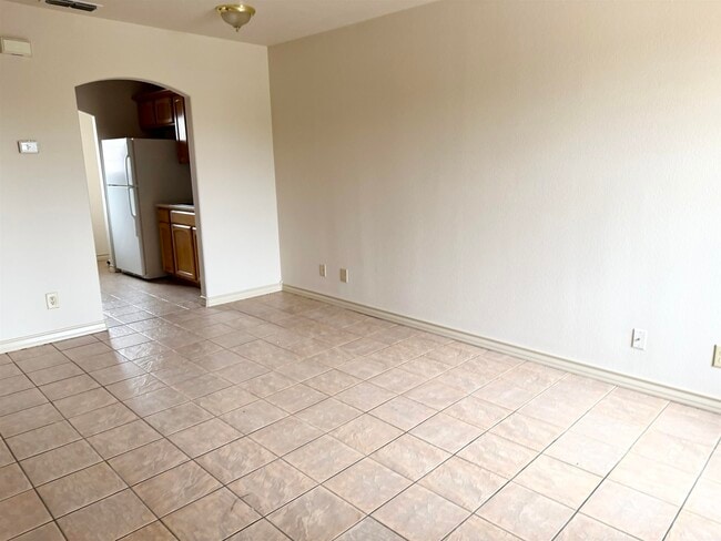 Photo - 419 W Eistetter St Unit 7