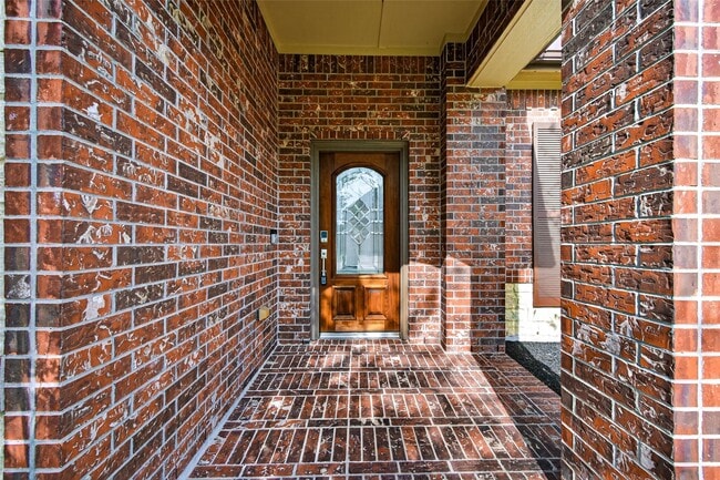 Photo - 613 West Fork