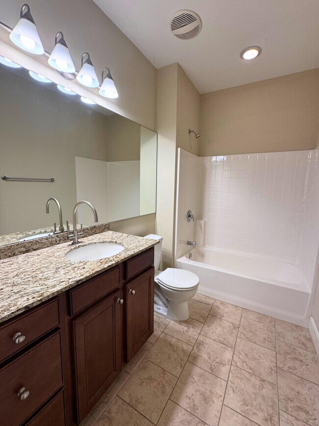 2416 Boulder Springs Dr