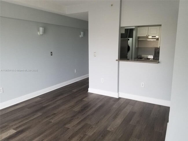 Photo - 134 SW 7th Ave Unit 402