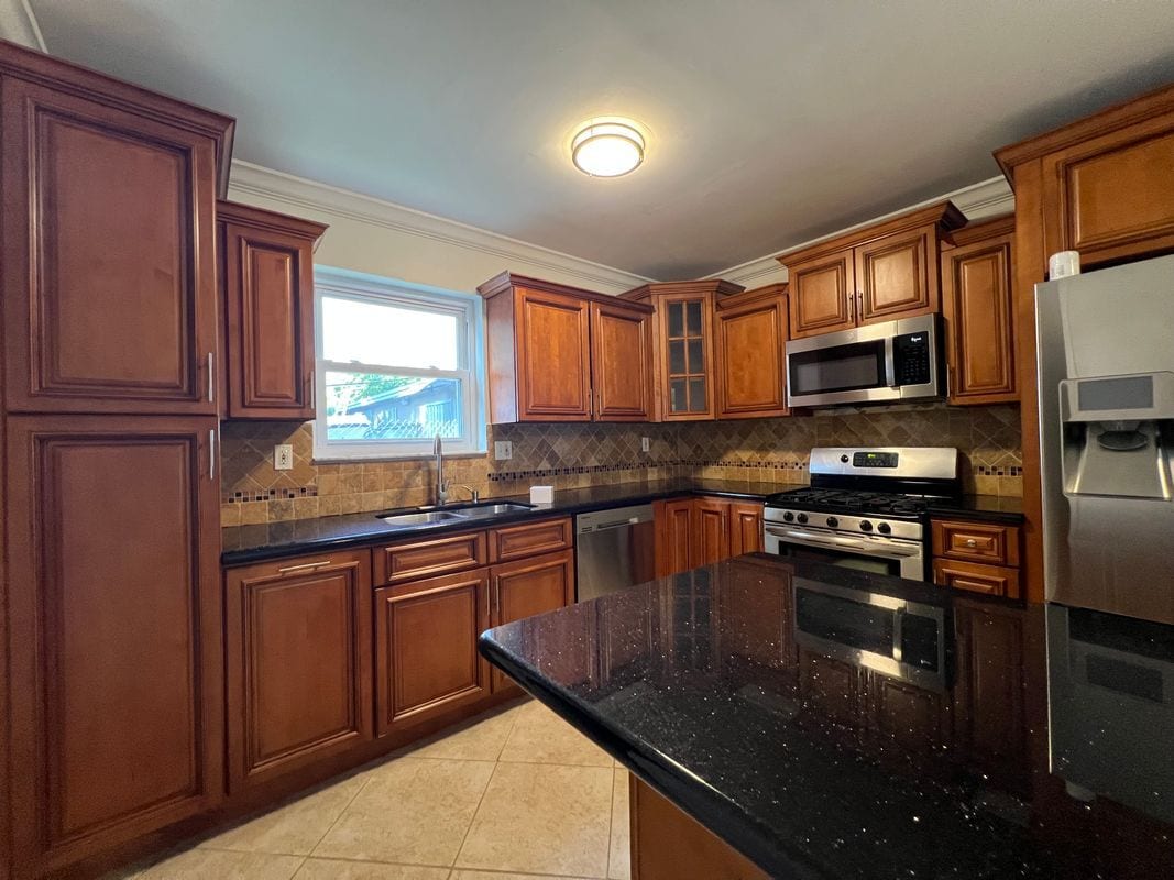 Photo - 19010 SW 96th Ave