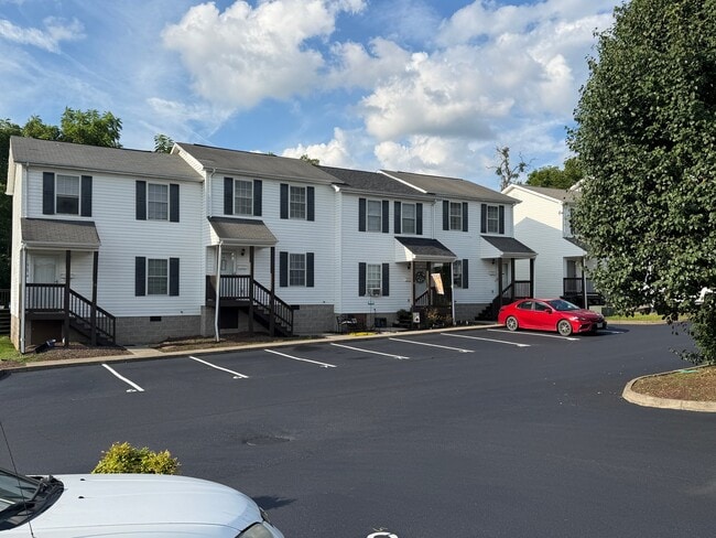 2023 Weaver Pike