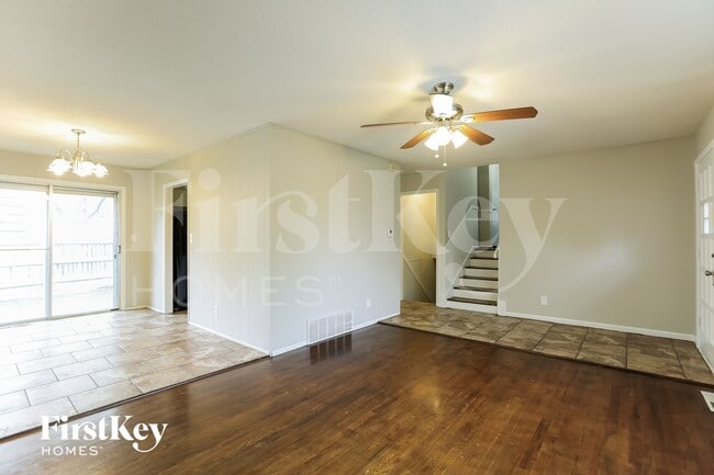 Photo - 9207 Manchester Ave