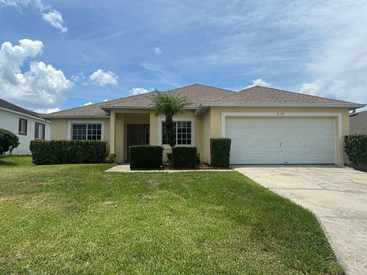 PRIVATE POOL - 4 BEDROOM 2 BATH HOME - PRIVATE POOL - 4 BEDROOM 2 BATH HOME