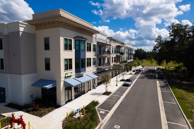 The Flats at Avalon Park Wesley Chapel