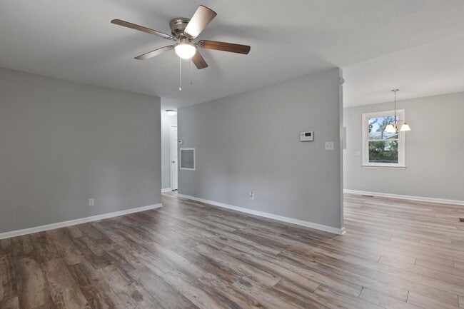 Photo - House for Rent in Jacksonville!