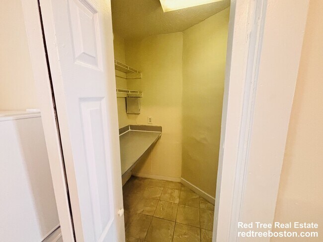 Photo - 524 Cambridge St Unit 2