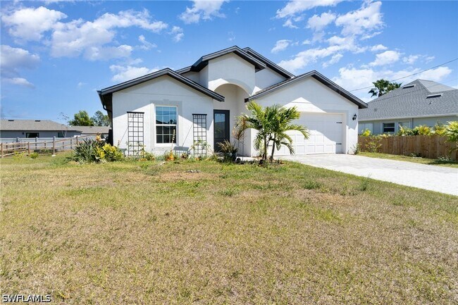 Photo - 165 Blackstone Dr