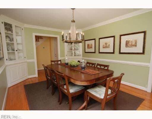 Photo - 925 Windsor Rd