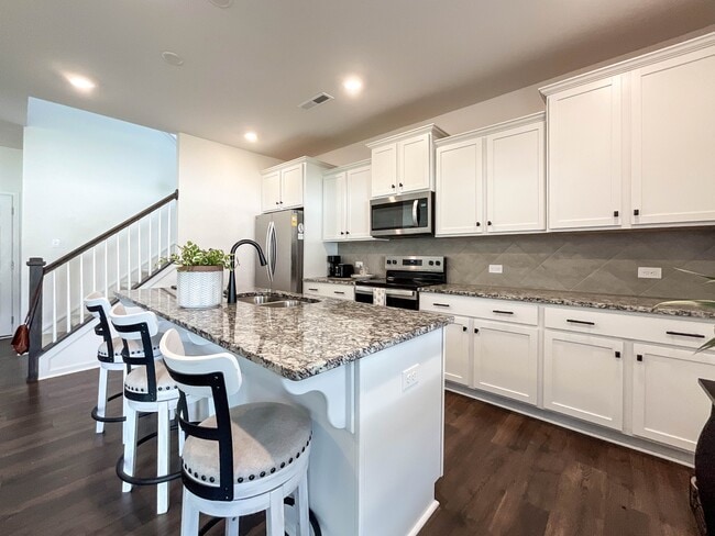 Photo - 494 Aspire Cir