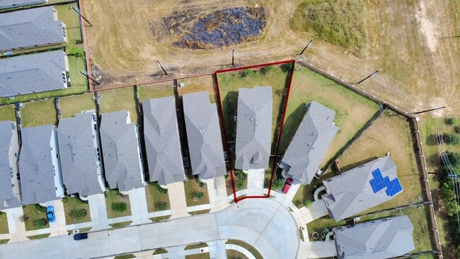 Photo - 7006 Winterberry Gln Ln
