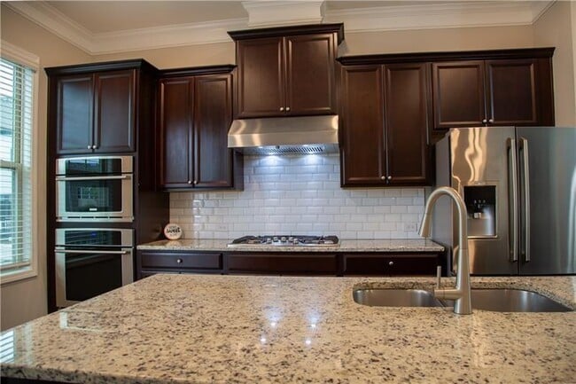 Photo - 753 Topsail Ln