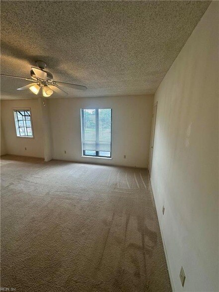 Photo - 4797 Dadson Ct Unit 202