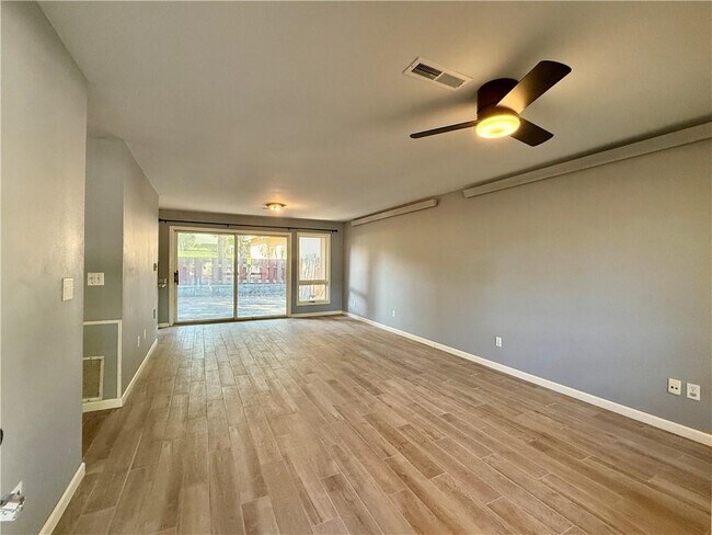 Photo - 11 Mellor Ln