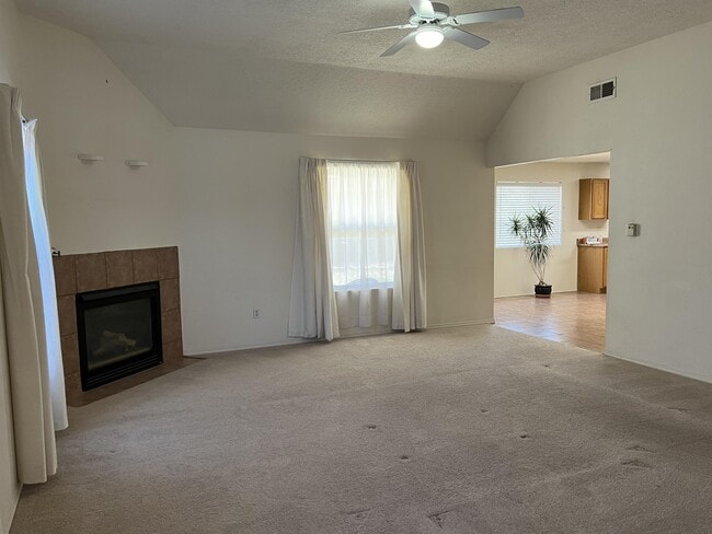 Photo - 504 De Soto St SE