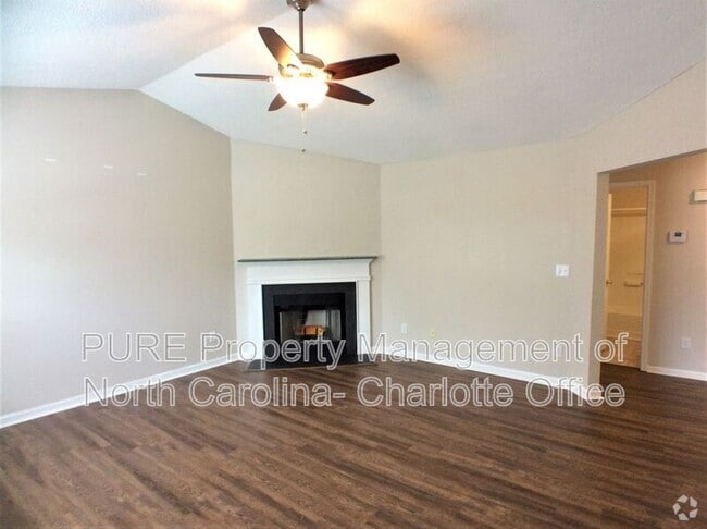 Building Photo - 11148 Whitlock Crossing Ct Rental