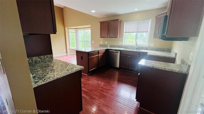 Photo - 3493 Silver Stone Dr Unit 5