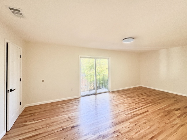 Photo - 87 Chadwick Ave Unit 3