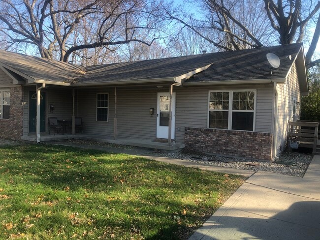 Photo - 419 N Noble St