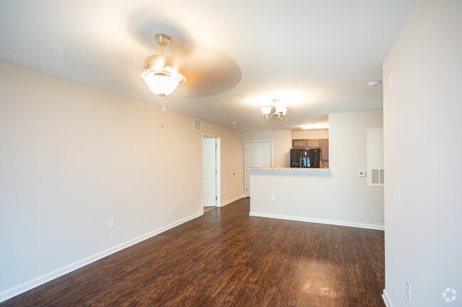 2BR, 2BA