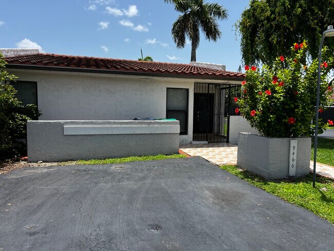 Photo - 9466 SW 6th Terrace