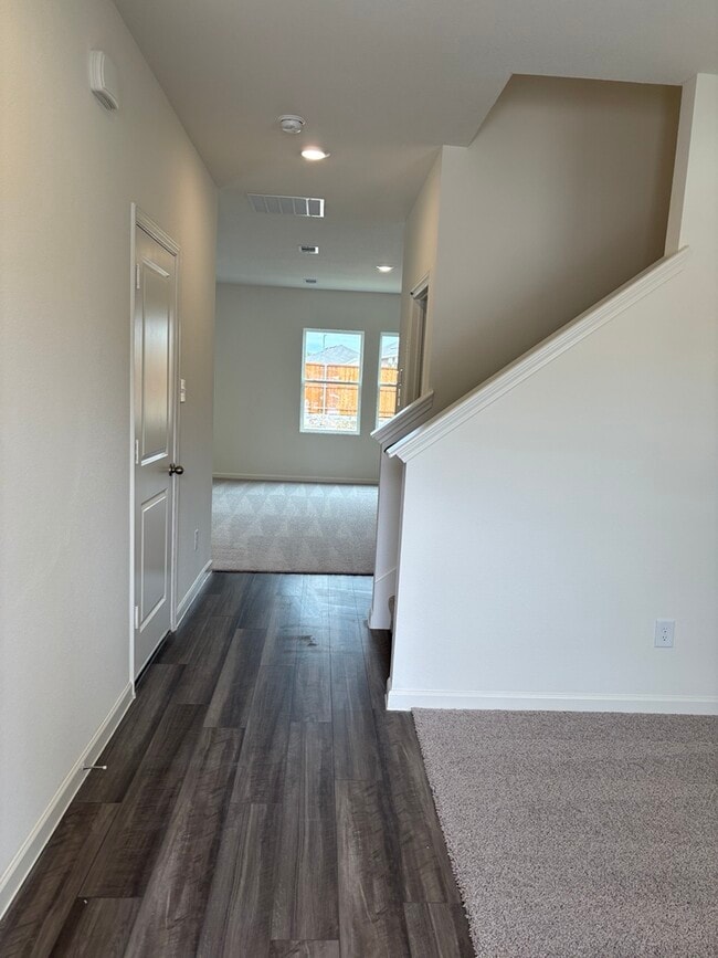 Photo - 1876 Purtis Crk Dr