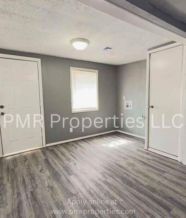 Photo - 2 Bedroom/ 1 Bathroom House