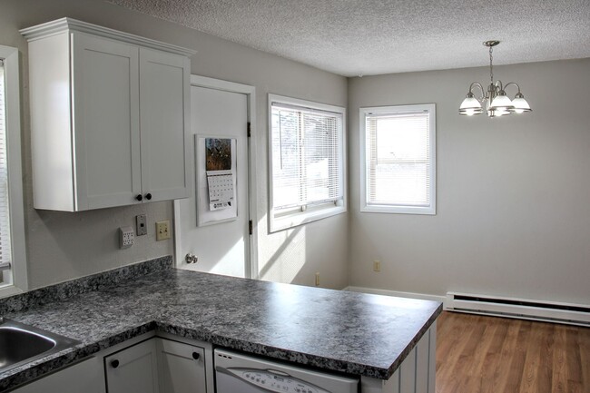 Photo - 505 W Central Ave Unit 505 W Central -  B