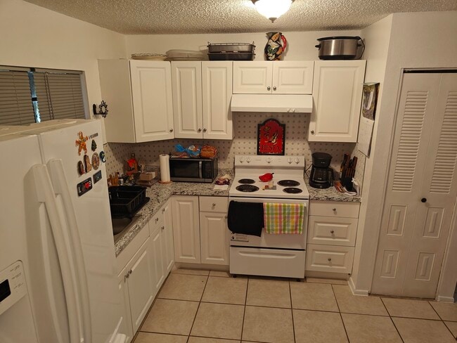 Photo - 410 Fernandina St NW