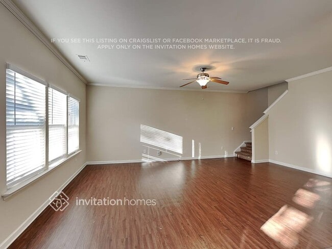 Photo - 3479 Village Park Ln SW