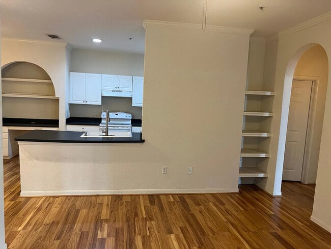 Photo - 860 N Orange Ave Unit 354