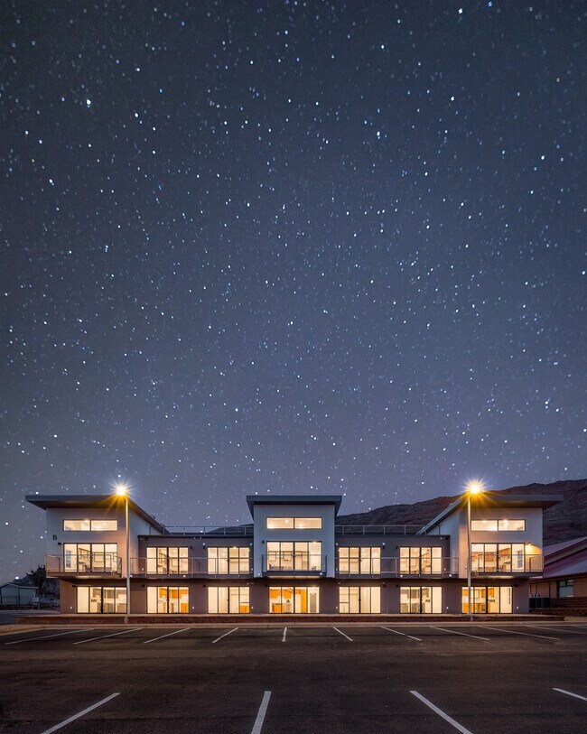 Photo - 443 Kane Creek Blvd