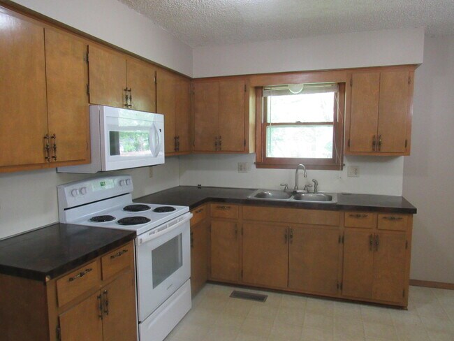 Photo - 529 S Olive St