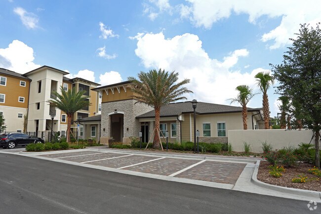 Photo - Lantower Brandon Crossroads