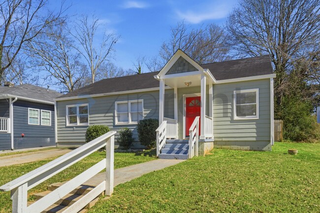 Photo - 1264 Hartford Ave SW