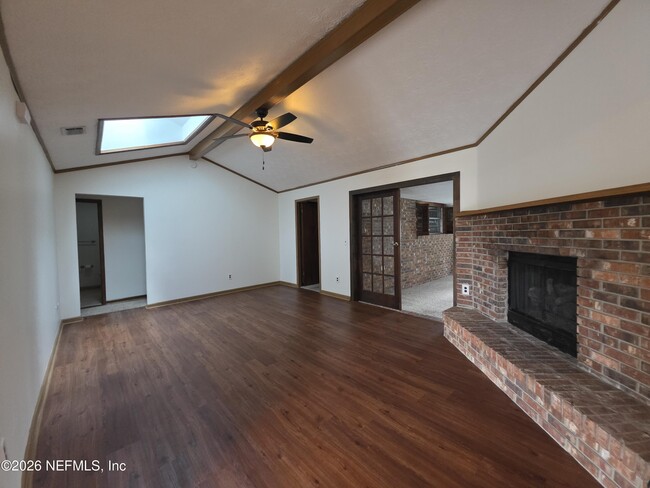 Photo - 8879 Heavenside Ct