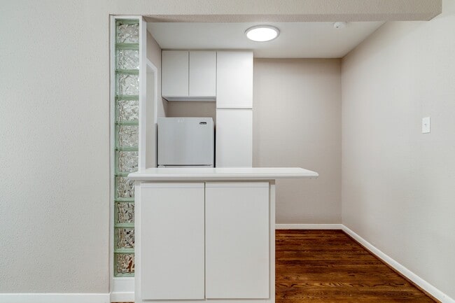 Photo - 2023 Huldy St