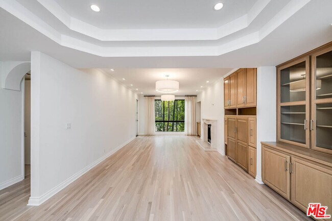 Photo - 2132 Century Park Ln Unidad 104