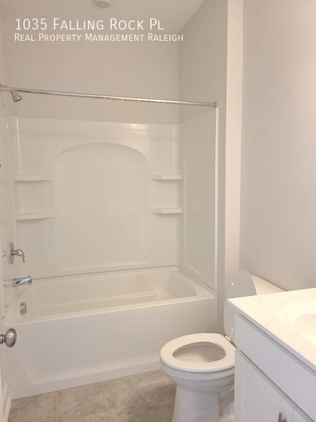 Photo - 1035 Falling Rock Pl