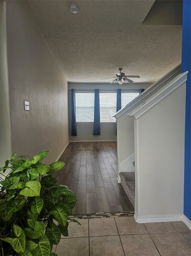 Photo - 3219 Victorian Manor Ln