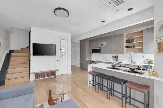 Photo - 217 Schaefer St Unit SI ID1521444P