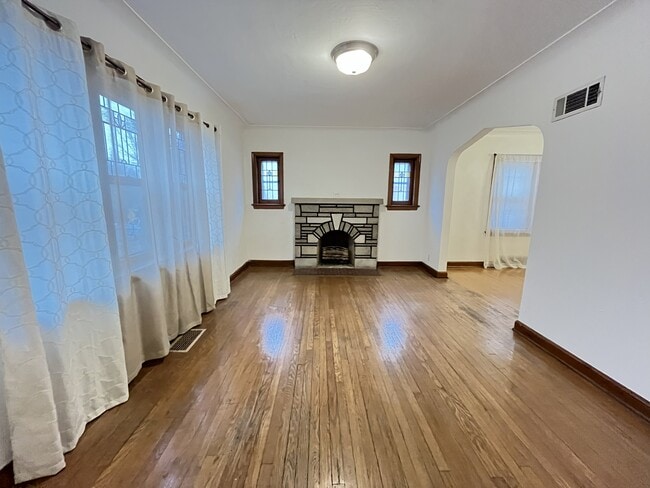 Photo - 6430 Bancroft Ave