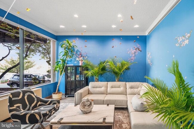 Photo - 5340 Holmes Run Pkwy Unit 704