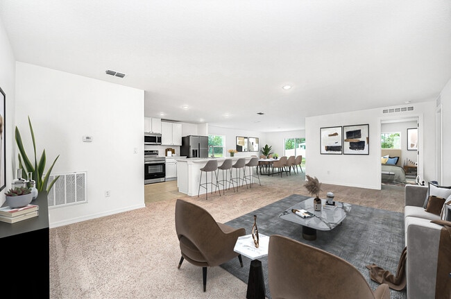 Photo - 979 Sanger St