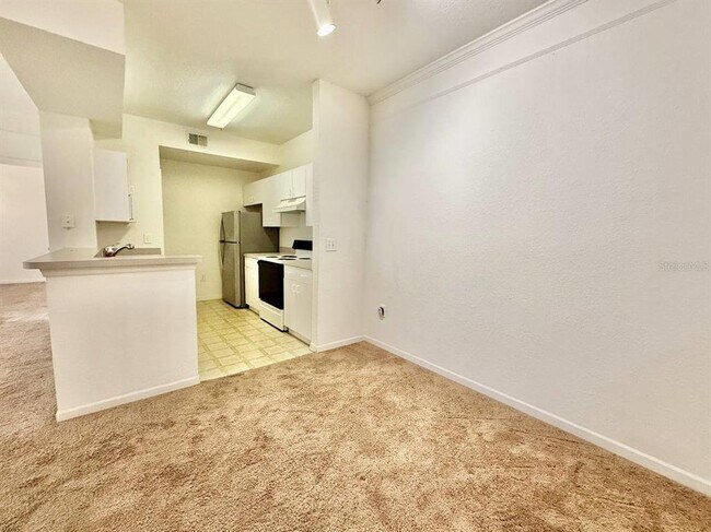 Photo - 17106 Carrington Park Dr Unit 605