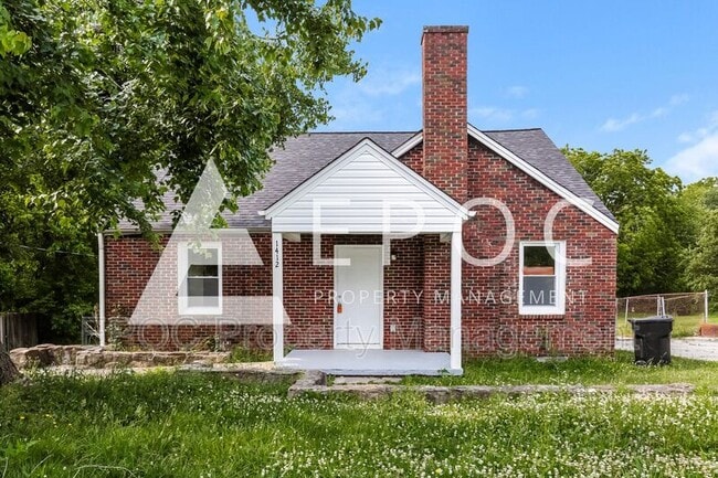 Photo - 1412 Sharpe Rd House
