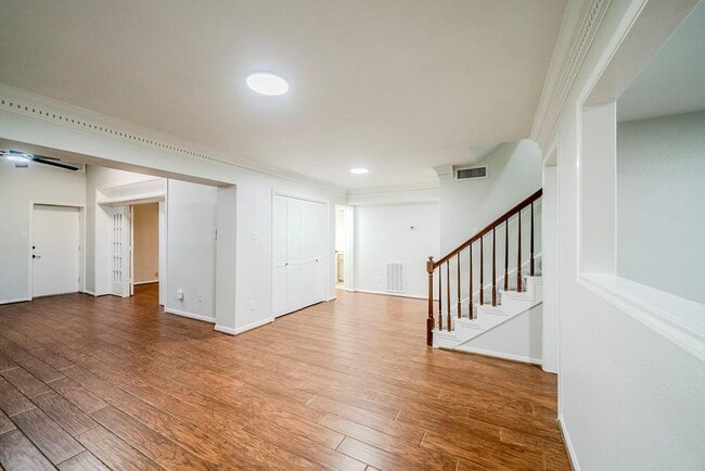 Photo - 18209 Vinland Dr