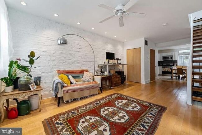 Photo - 1552 S Capitol St